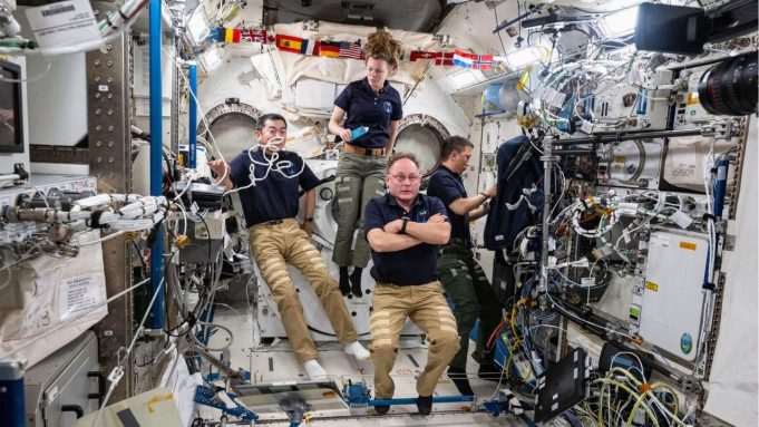 La investigación en huesos y cerebro está desempeñando un papel crucial en la mejora de la salud a largo plazo de los astronautas.