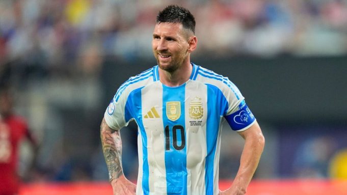 Lionel Messi, el capitán de la selección argentina, ha hecho una revelación sorprendente: la actual Clasificación para la Copa Mundial 2026 podría ser su última.