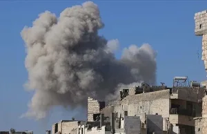 1 Muerto en el ataque aéreo en el campo de Idlib de Siria
