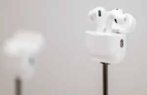 Apple bloquea la traducción de AirPods en la UE sobre preocupaciones regulatorias