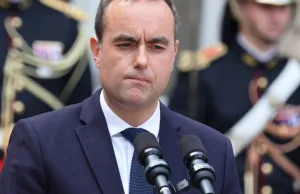 El nuevo primer ministro francés inicia la tenencia al distanciarse del predecesor