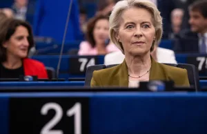 Extumbrado a la derecha y al extremo izquierdo en el parlamento de la UE para presentar movimientos separados de von der Leyen wrong confianza a la medianoche