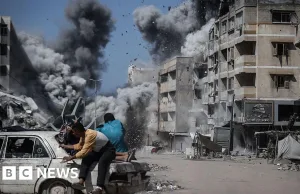 Los ataques israelíes matan a docenas en Gaza, incluidos los civiles que buscan ayuda, dicen los trabajadores de la salud