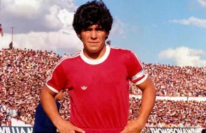 Los cinco años en Argentinos Juniors que lanzaron a Diego Maradona hacia la grandeza Los cinco años en Argentinos Juniors que lanzaron a Diego Maradona hacia la grandeza