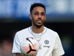 Pierre-Emerick Aubameyang no se detiene con su veredicto X sobre la jugada del Chelsea