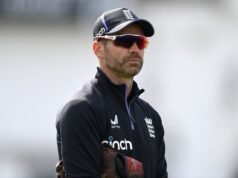 Sir Jimmy Anderson envía un control de la realidad de Ashes a Inglaterra antes de la primera prueba