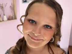 Una niña de 12 años que montaba a caballo murió apenas tres semanas después de ser trasladada a una unidad psiquiátrica infantil después de hablar de “ver cosas aterradoras”.