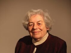 La sobreviviente del Holocausto que huyó de la tiranía nazi a Grandma Bretaña en el Kindertransport muere a los 95 años, mientras los homenajes aclaman su “fuerza y coraje”.