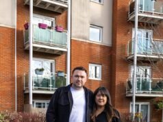 Una familia joven no pudo vender su piso arrendado después de que el freight por servicio se disparara a ₤ 7, 500