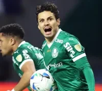 Palmeiras deberá contar con un trío defensivo y el regreso de Gustavo Gómez en el clásico ante Santos por el Brasileirão