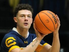 Villanova trabaja para incorporar a Devin Askew con Duquesne en cubierta