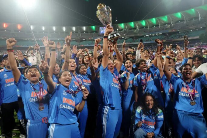 2025-11-02T200947Z_458457433_UP1ELB21JDX2F_RTRMADP_3_CRICKET-WOMENS-WORLD-CUP-IND-RSA-1762150972.jpg