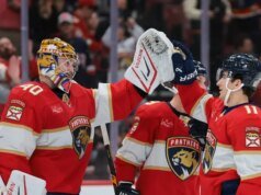 Resumen de la NHL: 16 Panthers registran al menos un punto en la victoria sobre los Canucks