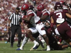 El No. 3 Texas A&M supera a Carolina del Sur con una remontada improbable