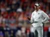 Si Lane Kiffin se marcha de Oxford, ¿podría el comité de la CFP criticar a Ole Miss… o dejarlos fuera de los playoffs por completo?