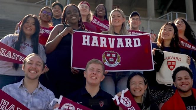 6830404b90c30-ilustrasi-mahasiswa-harvard-university_663_372.jpeg