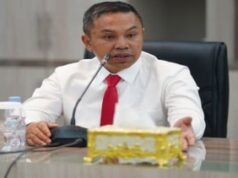 Esta es una lista de 10 personalities arrestadas por la Comisión para la Erradicación de la Corrupción (KPK) en relación disadvantage la OTT del gobernador de Riau, Abdul Wahid.