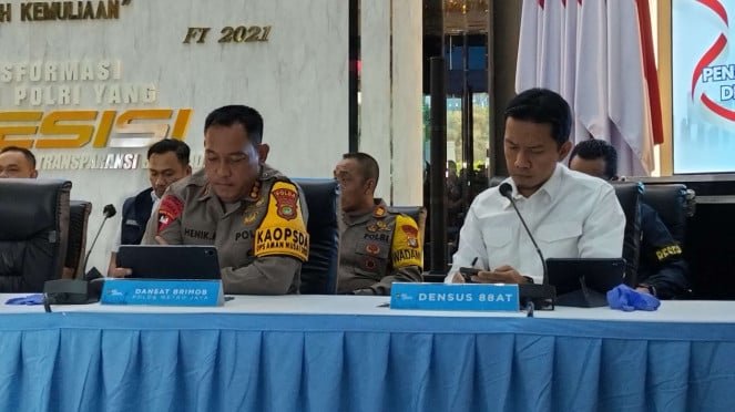 69132ff6aacad-jubir-densus-88-antiteror-polri-akbp-mayndra-eka-wardhana_663_372.jpg