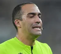 John Kennedy provoca y calienta el ambiente por Fla-Flu: “No podemos dejar que Flamengo sea campeón”