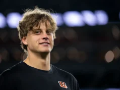 Joe Burrow pasó a ser participante pleno en la práctica de los Bengals del miércoles por primera vez desde que se sometió a una cirugía en el dedo del pie.