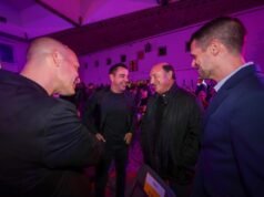 Xavi entra en campaña para las elecciones del Barça