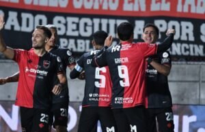 El plantel de Newell’s no entrenó por falta de pago y se aplaza la Asamblea General