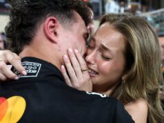 La novia de Lando Norris se sincera sobre un apasionante beso público y las críticas a Max Verstappen