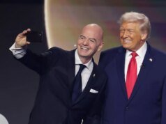 Gianni Infantino acusado de violar las reglas de la FIFA tras entregar el premio de la paz a Donald Trump