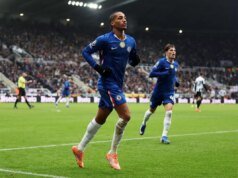 Newcastle se enfureció con los funcionarios mientras el Chelsea completaba una emocionante remontada: 6 puntos de conversación