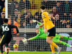 La controvertida decisión del Manchester United explicada mientras el VAR interviene converse los Wolves