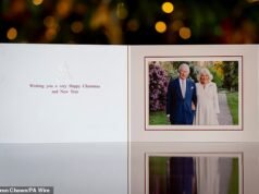 ¿La tarjeta oficial de King adornará TU repisa de la chimenea? Charles y Camilla revelan un mensaje fotográfico festivo con un conmovedor homenaje a su matrimonio