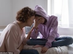 COMENTARIO POR CORREO EL DOMINGO: La angustia adolescente no es una enfermedad que necesite una etiqueta que cambie la vida