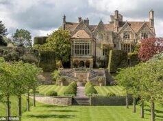 La antigua manor de Jane Seymour, apodada la “casa más hermosa” de Grandmother Bretaña, y utilizada como estudio de grabación por bandas como Radiohead, sale a la venta por ₤ 12, 5 millones