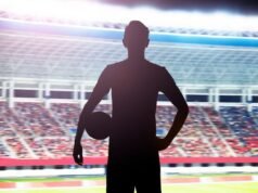 Futbolista internacional arrestado bajo sospecha de agresión mientras la presunta víctima es hospitalizada