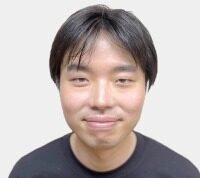 Shimon Sakaguchi y Susumu Kitagawa asisten a la ceremonia de entrega del Premio Nobel para recibir medallas