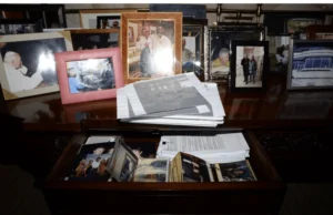 Más archivos de Epstein publicados el sábado mientras los legisladores estadounidenses discuten sobre la primera liberación