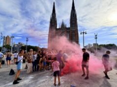 Los festejos universitarios: entre el color, el enchastre y el impacto vial