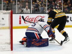 Tristan Jarry sale temprano mientras Connor McDavid y Oilers superan a Bruins