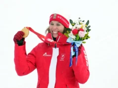 La campeona olímpica de esquí Michelle Gisin es trasladada en avión tras un accidente en Suiza