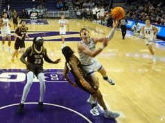 Nick Martinelli, Northwestern corre más allá de Valparaíso