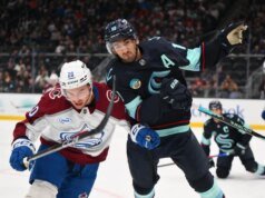 La racha de Nathan MacKinnon en el tercer período eleva a Avalanche sobre Kraken