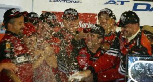 NASCAR lamenta la pérdida y celebra la vida de Greg Biffle