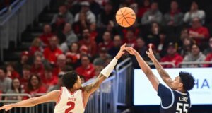 Bryce Lindsay impulsa a Villanova a ganar en tiempo extra contra Wisconsin
