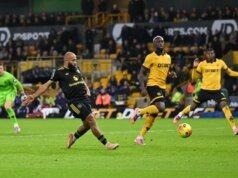 Fernandes y Manchester United aplastan a los Wolves y quedan sextos en la clasificación