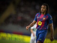 Jules Kounde del Barcelona recurre a las redes sociales para denunciar “mentira” sobre la situación de Ronald Araujo