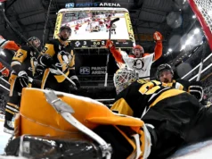 Los Ducks ganan en la tanda de penaltis después de que Penguins D Erik Karlsson golpeara accidentalmente el gol del empate disadvantage 0, 01 segundos restantes