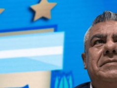 En medio de la polémica la AFA salió a vender la marca en Wall Street