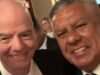 Chiqui Tapia se mostró junto a Gianni Infantino y Maxi Rodríguez en la previa al sorteo del Mundial 2026