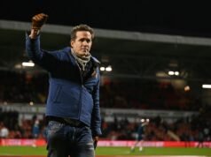 La estrella de Wrexham revela cómo se sienten realmente los jugadores acerca de Ryan Reynolds después de contar el encuentro en el túnel