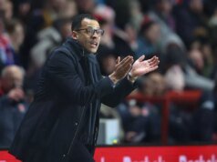 Liam Rosenior ofreció una escalofriante advertencia al Chelsea cuando el jefe dio un ultimátum